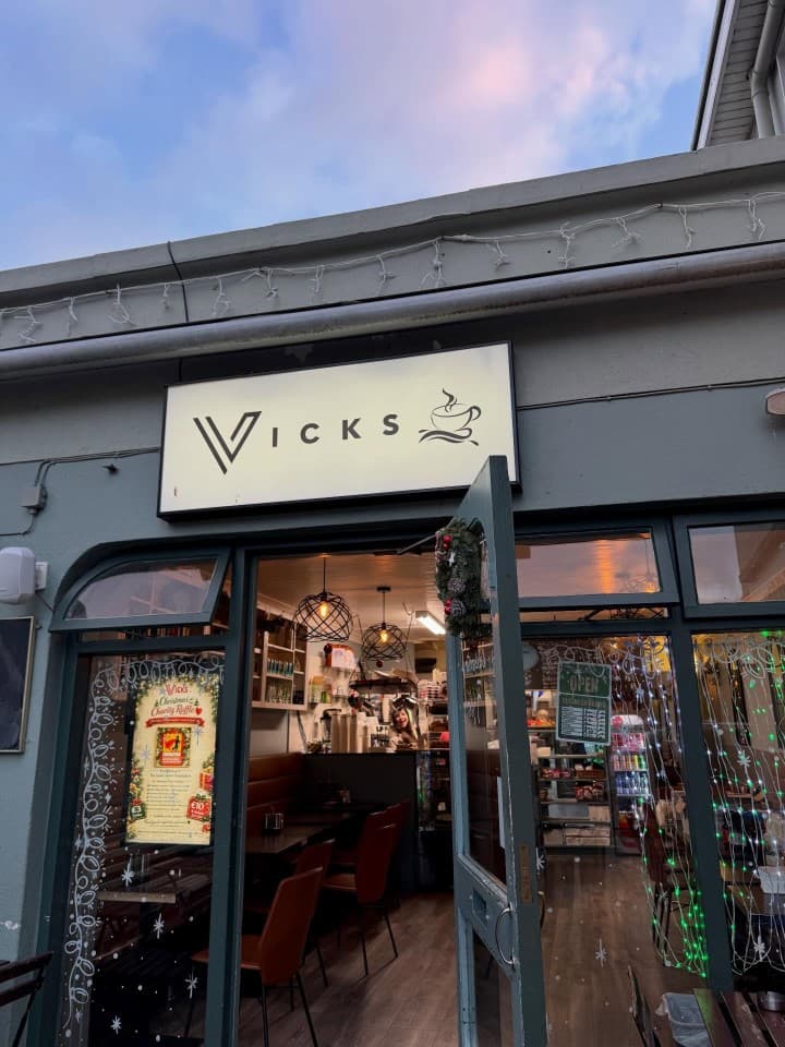 Vick’s Cafe